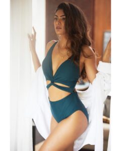 Lopamudra Raut Instagram - I don’t feel like going out kinda mood 💚 @shotbynuno makeup and hair @seerathmystique styled by @mahekksutaria @styledbynikinagda Swimwear @angelcroshet_swimwear Grand Hyatt Goa