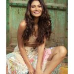 Lopamudra Raut Instagram - ✨ shot by @garganmol Top- @limerickofficial skirt - @geishadesigns Styled by - @mahekksutaria @styledbynikinagda #photoshoot #nature #travel