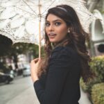 Lopamudra Raut Instagram - Now that it's raining more than ever Know that we'll still have each other You can stand under my umbrella..! Shot by @areesz hair by @pooja.vishwakarma0206 Makeup by @vinodchaudhari117 #vintage #photography #umbrella