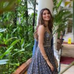 Lopamudra Raut Instagram - Somewhere I am still that little girl who loved to wear moms dupatta and act like a lady. Get wrapped around the same dupatta that used to be 4 times my size and fall miserably. I miss my moms dupatta ❤️the smell of it .. the way it felt ✨ thank you for clicking this @areesz #shotoniphone #indiandresses #dupatta #salwarsuit The Taj Mahal Palace, Mumbai