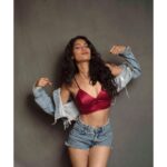Lopamudra Raut Instagram - Swipe ➡️ #mood