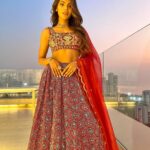 Lopamudra Raut Instagram - Happy Diwali 🪔 have a safe one ! I couldn’t choose so here you go ! Diwali bonus 💥 wearing @salianbyanushree @notandasofficial #diwali #celebration