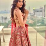 Lopamudra Raut Instagram - Happy Diwali 🪔 have a safe one ! I couldn’t choose so here you go ! Diwali bonus 💥 wearing @salianbyanushree @notandasofficial #diwali #celebration
