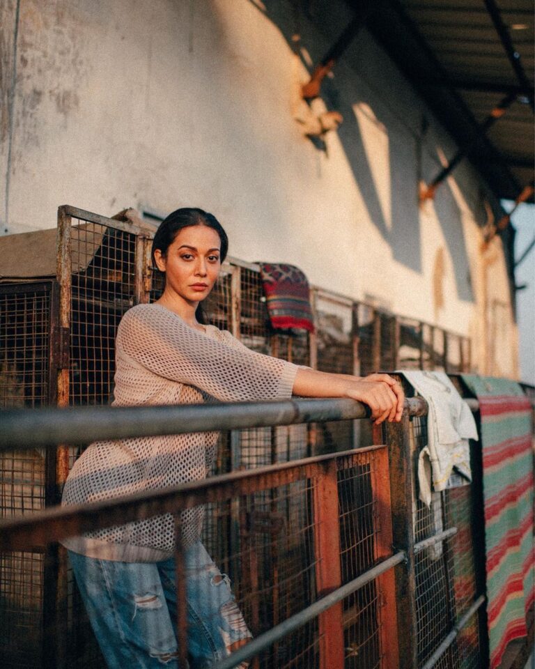 Madhurima Roy Instagram - Stillness is the greatest movement ✨ .. 📷 @bharat_rawail #portraiture #photoshoot