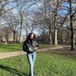 Madhurima Roy Instagram - Wrapping me like a warm blanket this winter sun☀️ .. London dump ~ 1 London, United Kingdom