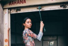 Madhurima Roy Instagram - Up tempo ⬆️ .. Quite literally .. Creative direction & photography @bharat_rawail Styling @henna.akhtar & I .. #potraits #streetstyle #rusted #photoshoot