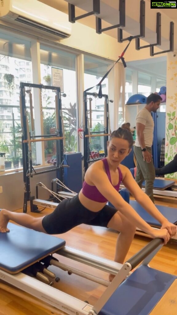 Madhurima Roy Instagram - The only way is self discipline 🧘‍♀️ —- Training @menkaaspilatesstudio .. #pilates #pilatesreformerexercises #pilatesreels #menkapilatestudio #pilatestraining #instapilates #fitgoals #bodypositive #mindpositive