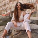 Madhurima Roy Instagram - Fresh catch 🎣 .. 📷Caught by @lala_photuwale #portraiture #beachphotography #whiteonwhite #sandybeach #bayview #photoshoot