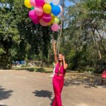 Maera Mishra Instagram – Just felt PINK🌸💖
Styled by @tripzarora 💓
#bhagyalakshmi #malishka #zee #zeetv