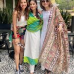 Maera Mishra Instagram - Holi haiiiii💥💥💥💥 with my favourites @parullchaudhry @maeramishra . . . . #bhagyalakshmi #holi #love #ootd #explore
