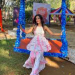 Maera Mishra Instagram - Ye rahi humari Late Holi😂❤️ Styled by @tripzarora 🫶🏻#bhagyalakshmi
