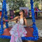 Maera Mishra Instagram - Ye rahi humari Late Holi😂❤️ Styled by @tripzarora 🫶🏻#bhagyalakshmi