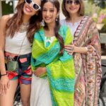 Maera Mishra Instagram – Holi haiiiii💥💥💥💥 with my favourites @parullchaudhry @maeramishra 
.
.
.
.
#bhagyalakshmi #holi #love #ootd #explore