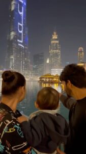 Mahat Raghavendra Instagram - Moments like these ❤️

@adhiyamanraghavendra first trip to #dubai with mumma and dadda 🤩😘

#familytrip #travelwithbaby #love #uae