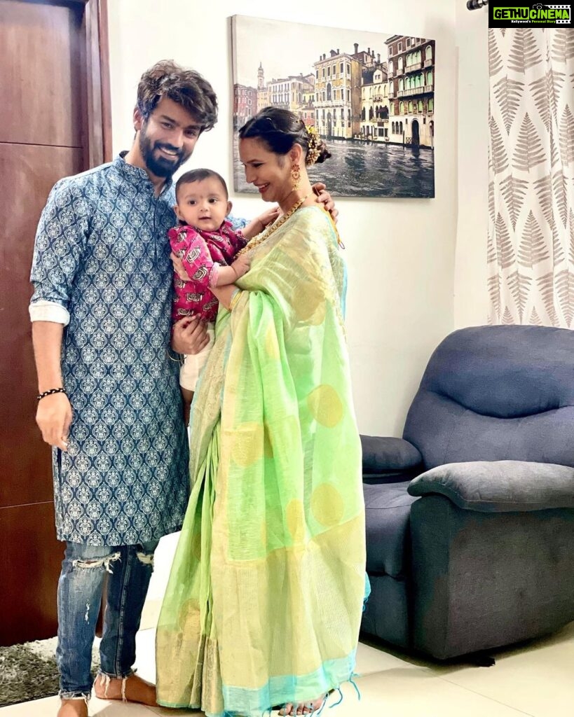 Mahat Raghavendra Instagram - Wishing you all a very happy Pongal & Makar Sankranti 🥳 May this festivals bring prosperity and happiness to each one of you ❤️ #happypongal #happymakarsankranti @adhiyamanraghavendra @mishraprachi