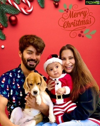 Mahat Raghavendra Instagram - CUTENESS ALERT 🚨 BABY SANTA 🤶🏻 in town @adhiyamanraghavendra 🤩❤️ Merry Christmas & happy holidays to everyone 🤗 @cocomahat @mishraprachi