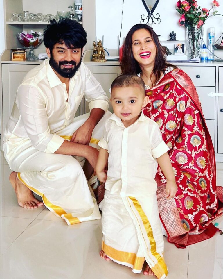 Mahat Raghavendra Instagram - Wish you all a very happy & a prosperous #vinayagarchathurthi ❤️ May lord ganesh remove all the obstacles of your life! Protect you from evil and fulfill all your wishes 😇🤗 @adhiyamanraghavendra 😘