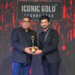 Mahat Raghavendra Instagram – Iconic gold best debutante award for DoubleXL – something I will cherish all my life ❤️ 
Beyond my expectation, a break in a Hindi movie ( What else one could ask for)
All my inhibitions were taken away by a supportive star cast.
It’s an honour as well as comforting to receive this especially when your hard work is being paid off.

Thanks to jury for recognising and appreciating my work @iconicgoldaward 

Wouldn’t have ended up here without my brothers @satishfenn & @ashishrmohan 🤗

A shoutout to my producers @ashwinvarde @vipuldshahofficial & @saqibsaleem for putting your faith in me! 

Special thanks to my director @satramramani & writer / producer #mudassaraziz who felt I was well suited for the character “Srikanth” and aiding me in bringing out the best! 
Last but not the least Love you  @iamzahero @iamhumaq & @aslisona for giving unconditional love and support through out this beautiful journey! And making me a part of your family! Love you guys a lot 😘🤗❤️

@artistmanagement_ind