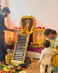 Mahat Raghavendra Instagram - #swamiyesaranamayyappa 🙏🏻🤍 @mishraprachi @adhiyamanraghavendra