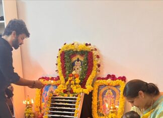 Mahat Raghavendra Instagram - #swamiyesaranamayyappa 🙏🏻🤍 @mishraprachi @adhiyamanraghavendra