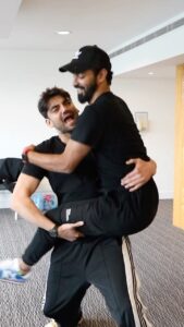Mahat Raghavendra Instagram - Welcome #Thalaivan #SilambarasanTR @silambarasantrofficial to the #DoubleXL family! Your voice has taken #TaaliTaali to another level! 
Thank youuuuuu 🙌🏼

Watch #TaaliTaali now - link in bio 👏🏼

@satramramani @saqibsaleem @iamzahero @tseries.official @iamhumaq @aslisona @wakaoofilms @optimystixmedia