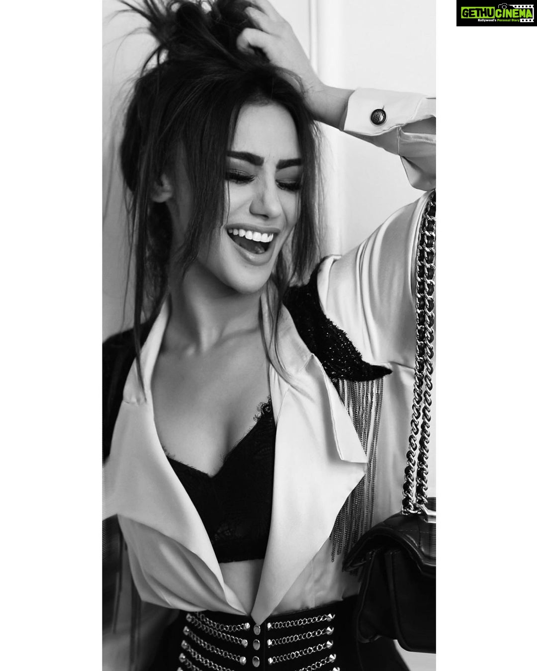 Mahek Chahal Instagram - You only live once, but if you do it right, once is enough 🦋🧿🧿 Shot by @abhicolorsmanyu Outfit by @niirabyas #blackandwhitephotography #model #actor #workmodeon #photoshoot #glamtime #happy #fun #photoshoot India