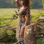 Mahek Chahal Instagram - Go wild for a while. Pic by @avidrumz. Outfit by @bodhitreejaipur_official #naturelovers #goa #photoshoot #actor #model #travel #glamour #fashion #saree #curvygirl #curlyhair Goa
