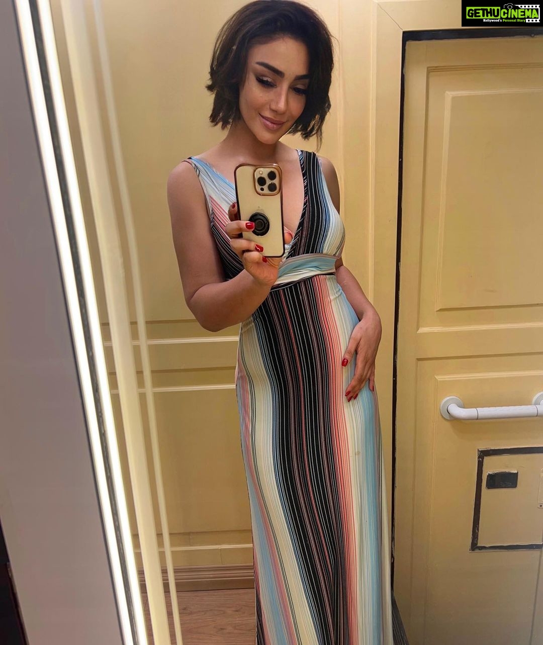 Mahek Chahal Instagram - #workmode #love #happy #lovelife #shooting #smile #fitness #music #summer #success Film City