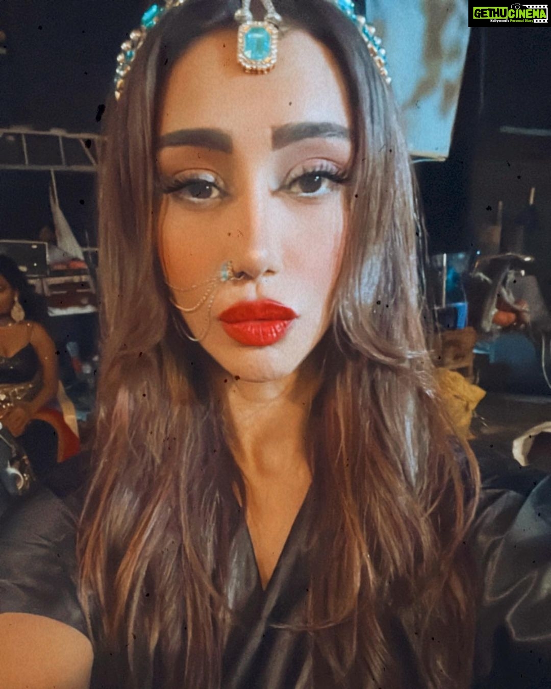 Mahek Chahal Instagram - Know your power, believe in yourself and don't let anyone dim your light. 🌹❤️