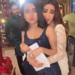 Mahek Chahal Instagram - Are u guys enjoying the show as much as we enjoy shooting it ??. @tejasswiprakash @balajitelefilmslimited @colorstv #funtimes #actors #friends #shooting #naagin6 #mahekchahal #film #tv