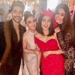 Mahek Chahal Instagram - The awesome foursome ❤️ The #Naagin6 crew! @tejasswiprakash @simbanagpal @urvashidholakia India