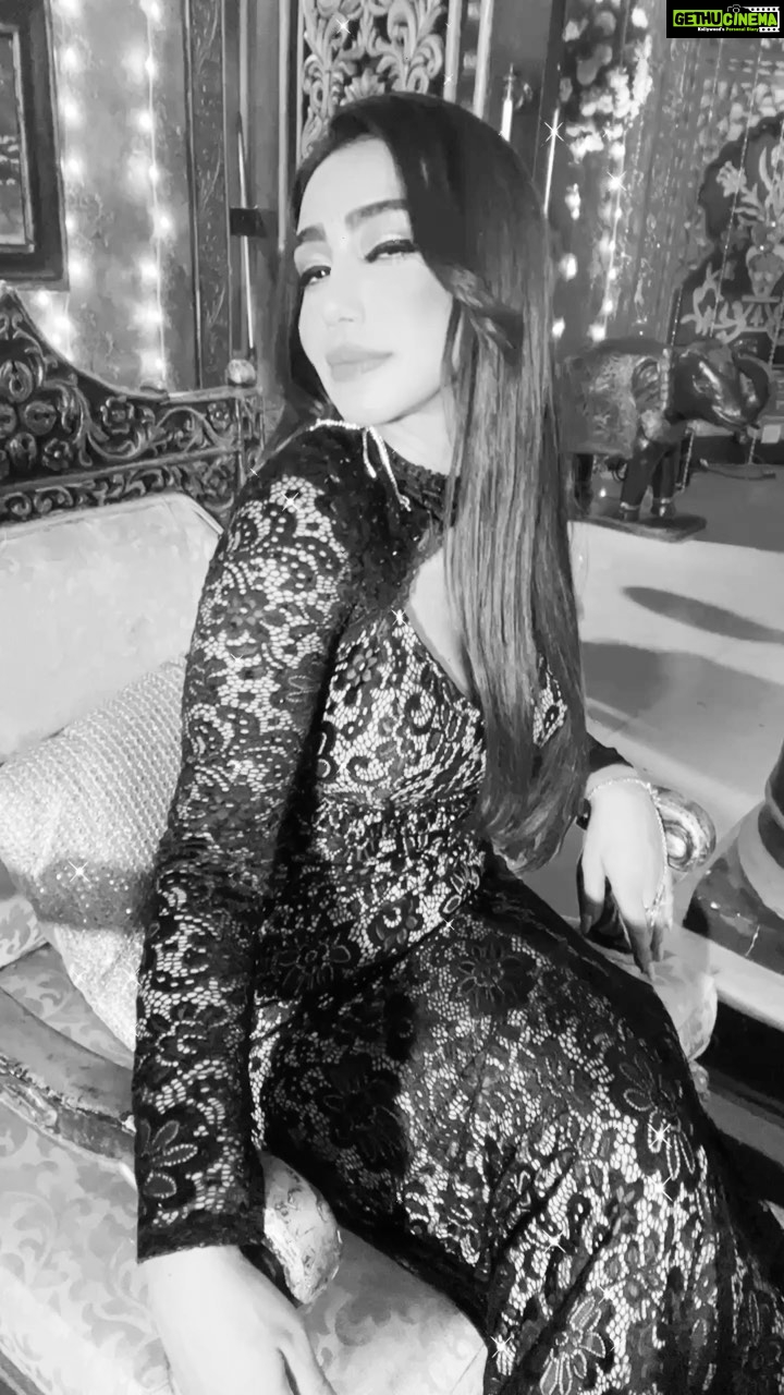 Mahek Chahal Instagram - Chin up Princess 💋