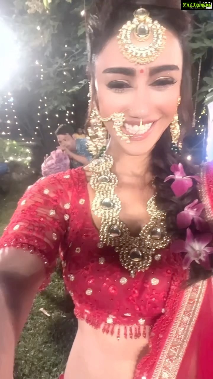 Mahek Chahal Instagram - Outfit of the day . 😆 #mahekchahal #reelsi̇nstagram #reelkarofeelkaro #reelitfeelit #naagin6 #indianfilmindustry #bollywood #smiles #workmode #instaedit #boomerang #feed #explore #film #actorslife #camera