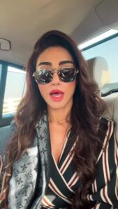 Mahek Chahal Instagram - My first live video. Promise next time it will be longer .