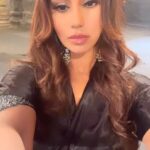 Mahek Chahal Instagram - #girlpower #naagin6 #actors #onset #filming #superpowerwoman #beautifulwomen #happy #camera #bollywood #indianoutfit @tejasswiprakash @adaakhann @anitahassanandani @maheckchahal @ektarkapoor @balajitelefilmslimited @colorstv Film City