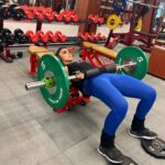 Mahek Chahal Instagram - Saturday done right 💪🏻 #sumosquats #hiptrust #weights #womenwholift #ﬁtness #actor #healthylifestyle #strengthtraining #love #healthyfood UFC GYM Bandra