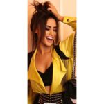 Mahek Chahal Instagram - I hope you always find a reason to SMILE . Shot by @abhicolorsmany Outfit ny @niirabyas Bandra West