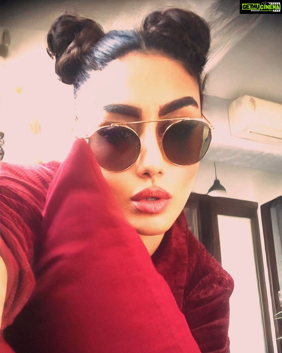 Mahek Chahal Instagram - The shade of it all.