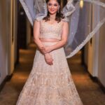 Mahhi Vij Instagram – 🌺
Pic @the_one_who_captures 
Outfit @jiyabyveerdesignstudio
Jewelry @azotiique
Styleby @stylebysaachivj 
Team @sanzimehta777 @stylebynikinagda