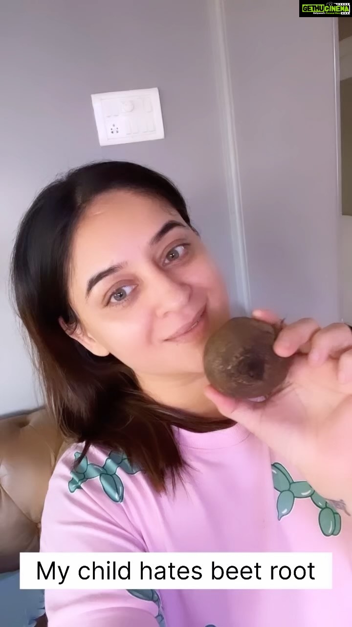 Mahhi Vij Instagram - How to give beet to your baby 👶 Banao aur khilao 💃