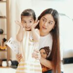 Mahhi Vij Instagram - Discipline is important from a young age. And for Tara I’ve made even our daily routine fun. Usually kids are choosy when it comes to brushing. But Tara loves her LuvLap baby sonic brush! Each day brushing time is fun time for Tara as she loves it! And a happy baby is a happy mumma! @luvlap.in
