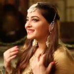 Mahhi Vij Instagram - 💜mein khud apni tareef kerke khush ho jaati hu Juti @kurrbat