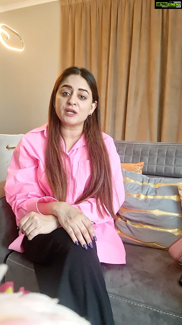 Mahhi Vij Instagram - Even through the challenging times of the pandemic, Sanjeevani made sure that no citizen is left behind and people in remote villages were aware of the importance of being vaccinated. #SanjeevaniTheJourney is a documentary produced by Network18 and @federalbanklimited which culminates the progress of India's largest vaccine awareness campaign, Sanjeevani - A Shot Of Life. Enjoy this video celebrating India's health and immunity! Check out the link in my stories of this documentary. #SanjeevaniDocumentary #PooraTikaLagao #SanjeevaniTheJourney
