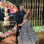 Mahhi Vij Instagram – Bhai ❤️bhabhi 

Thank you @scribbleandpop_events for the beautiful decoration and perfect light for selfies 😭we love you kunjal 

Thank you @stylebysaachivj  for always making me look good 
 

Outfit: @nitikagujralofficial
Jewellery: @blingvine
Stylist: @stylebysaachivj
Asst.: @styledbynikinagda 
 

Makeup @tulsi5solanki love you