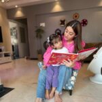 Mahhi Vij Instagram – Reading books aloud to children stimulates their imagination and expands their understanding of the world. It helps them develop language and listening skills and prepares them to understand the written word. … Even after children learn to read by themselves, it’s still important for you to read aloud together. #tarabhanushali💫 #reading  #readingbooks Tara’s expressions not to be missed 🤣