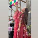 Mahhi Vij Instagram - Happy Makar Sankranti 🪁 🪁. @aachho 👗👗👗 PR @dinky_nirh
