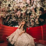 Mahhi Vij Instagram – Ready to cast radiance this season #christmasfeels 

Special thanks to @suved for giving me this beautiful space to shoot @pinkwasabi.in 

Outfit: @kaaishabyshalini
Styled by @stylebysaachivj 
Assisted by @harshali_s_s @styledbynikinagda 
📷 @iam_kunalverma Pink Wasabi