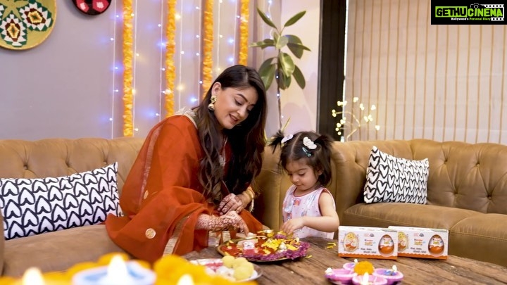 Mahhi Vij Instagram - This Diwali, I got the opportunity to spend a lot of quality time with Tara – and I’m overjoyed that I could make our #KhaoKheloKhushRaho moments count. I introduced her to the age-old tradition of sharing sweets and it us make even sweeter memories together. And love and thanks to @kinderind for keeping her brimming with excitement all through. You too share your #KhaoKheloKhushRaho moments with your kids and the best entries might get to feature on my page. #KhaoKheloKhushRaho