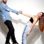Mahhi Vij Instagram – I know this is a challenge I was excited for you to take @ijaybhanushali but it’s been just a day and I’m already missing you. But I’m sure it’s going to be all worth it!  One of us is inside and one outside but hands and hearts are joined forever, the journey will be together forever ❤️
@colorstv @endemolshineind @voot @beingsalmankhan 
#biggboss #biggboss15