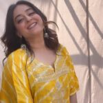 Mahhi Vij Instagram - 🛎️ guess who I am talking about 👗 @tara_c_tara